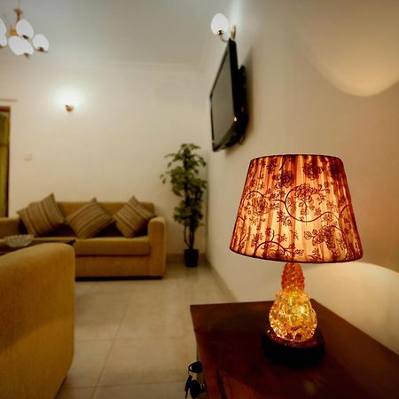 Travellers Home Κάντι Εξωτερικό φωτογραφία