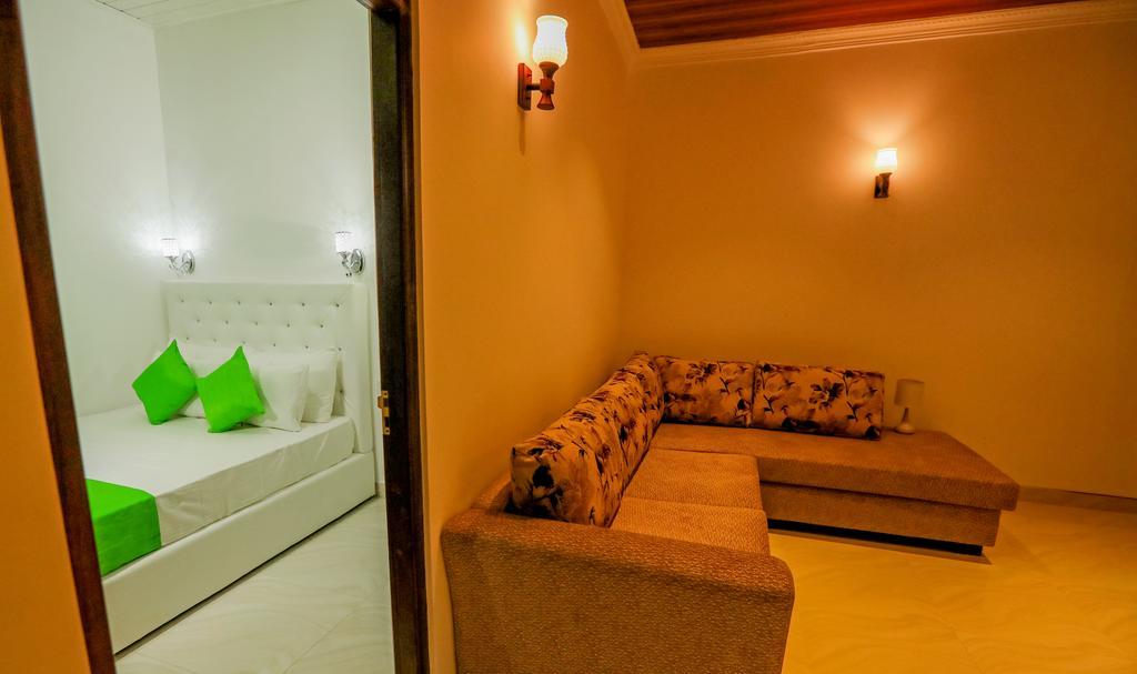 Travellers Home Κάντι Εξωτερικό φωτογραφία