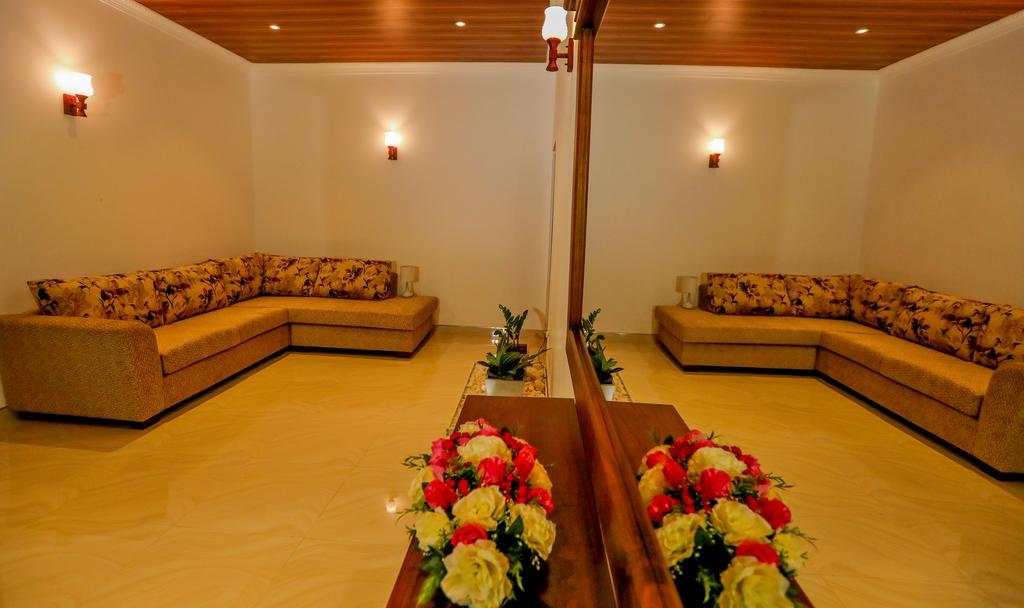Travellers Home Κάντι Εξωτερικό φωτογραφία